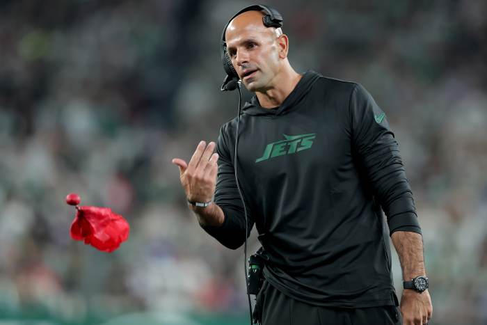 Jets Coach Robert Saleh Turns Heads With Five-Word Message on Patriots ...