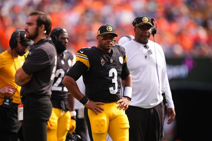 Sep 15, 2024; Denver, Colorado, USA; Pittsburgh Steelers quarterback Russell Wilson (3) in the second quarter against the Denver Broncos at Empower Field at Mile High. Mandatory Credit: Ron Chenoy-Imagn Images