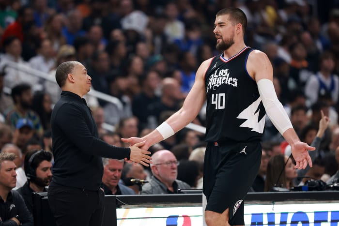 Los Angeles Clippers center Ivica Zubac (40) and head coach Tyronn Lue.