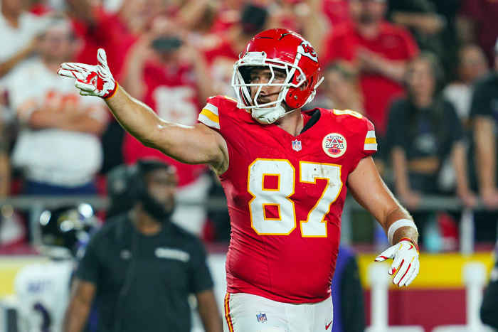 Travis Kelce, Kansas City Chiefs Receivers Silence Doubters In 26-13 ...