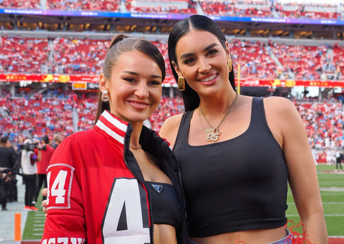 Kristin Juszczyk (L) and Claire Kittle (R).