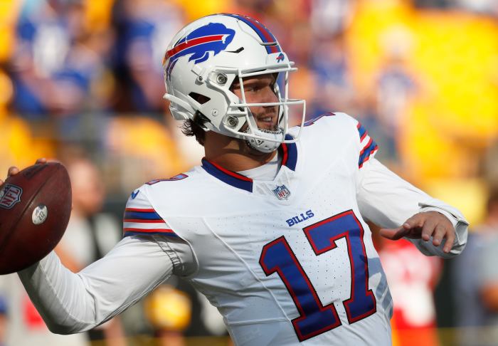 Buffalo Bills WATCH: Josh Allen Steals Show at Micah Hyde Charity ...