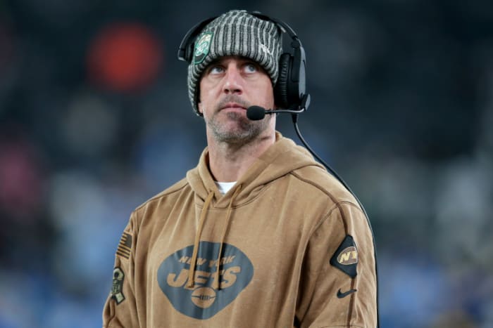 NFL Insider Predicts Aaron Rodgers’ Punishment For Jets Minicamp ...