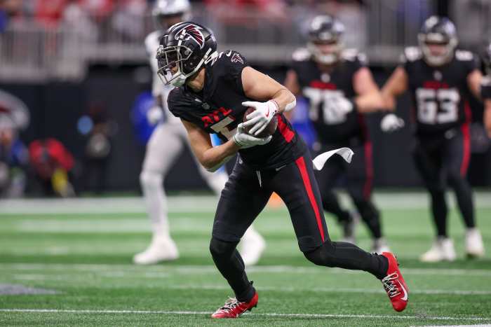 Atlanta Falcons WR Drake London catches a pass against the Carolina Panthers. Brett Davis-Imagn Images