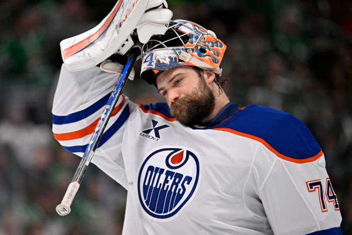 Edmonton Oilers goaltender Stuart Skinner (74) reacts against the Dallas Stars at American Airlines Center.