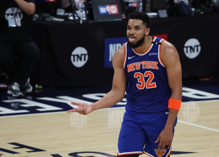 Knicks center Karl-Anthony Towns (32) reacts during the fourth quarter against the Pacers.