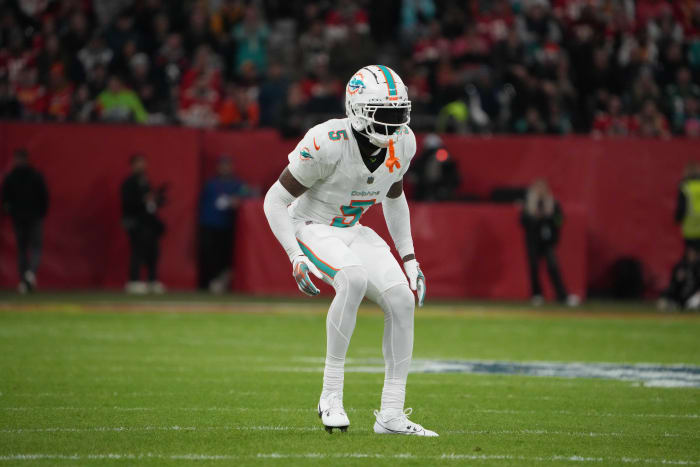 Miami Dolphins cornerback Jalen Ramsey (5) against the Kansas City Chiefs in the first half during an NFL International Series game at Deutsche Bank Park.