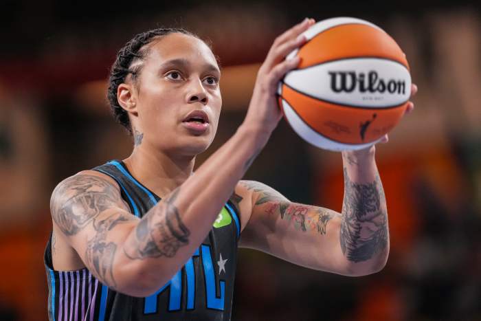 Atlanta Dream center Brittney Griner (42)