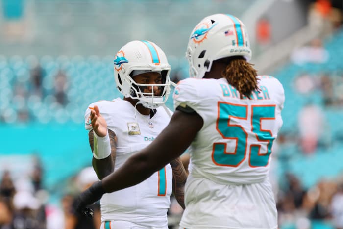 UPDATE: Dolрhins’ Center Vows to Helр Offensive Line ‘Gel’ Aheаd of 2025 Seаson.