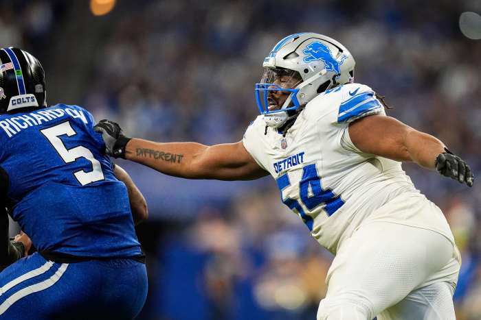 Lions' Alim McNeill Gets Injury Update After Leaving Game Vs. Packers ...