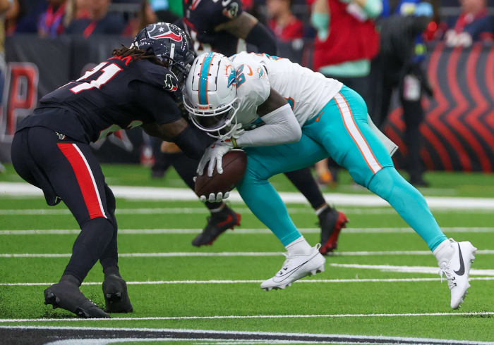 Miami Dolphins wide receiver Grant DuBose