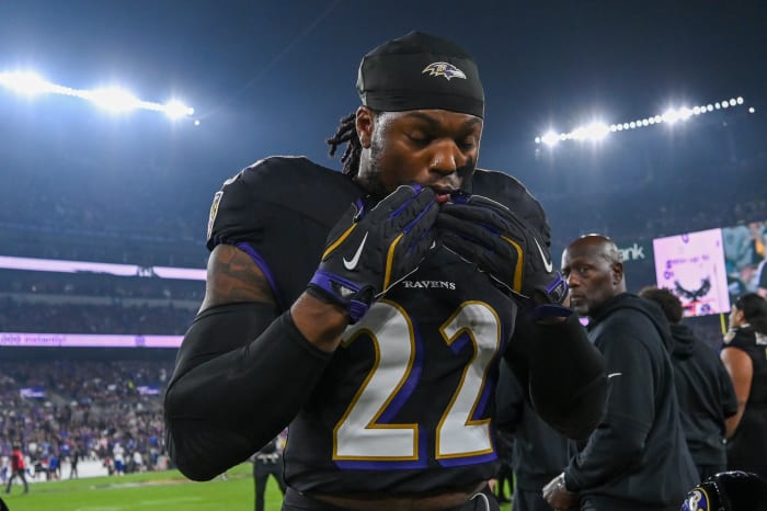 Baltimore Ravens running back Derrick Henry (22).
