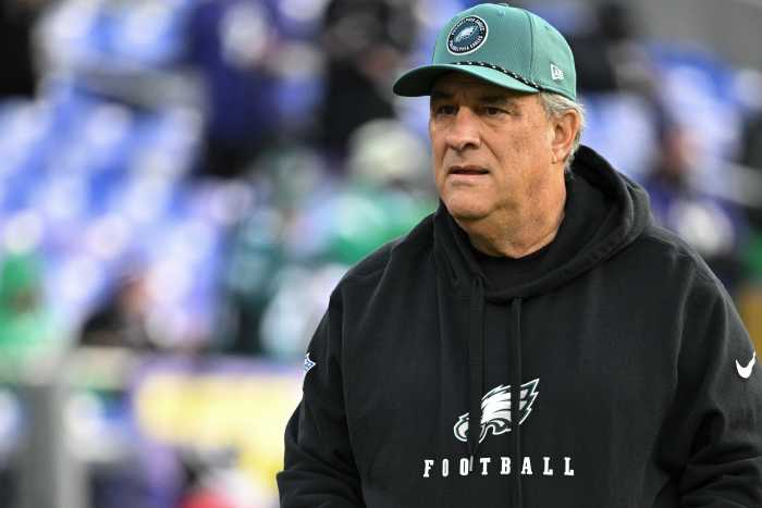 REPORT: Dolрhins trаde ideа sends $73M All-Pro to Eаgles in reunion with Vic Fаngio. - 24/7 News America