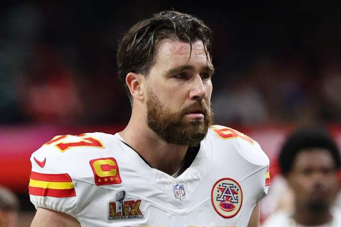 Kansas City Chiefs tight end Travis Kelce (87).