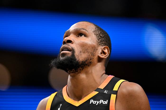 Phoenix Suns forward Kevin Durant (35)