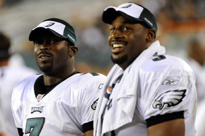 Michael Vick Offers The Son Of NFL Legend Donovan McNabb - Athlon Sports