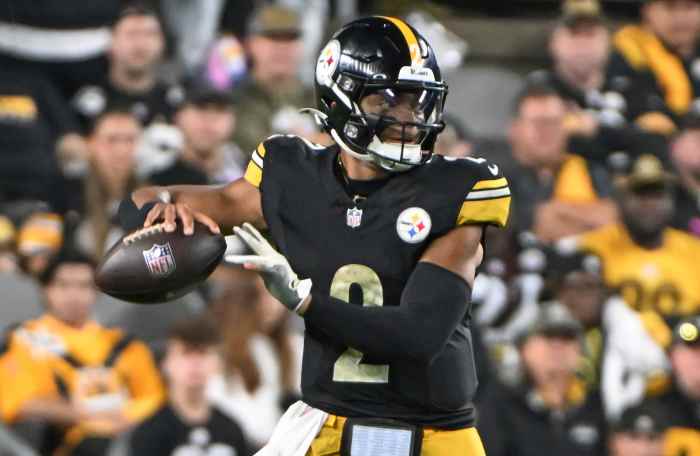 Former Pittsburgh Steelers quarterback Justin Fields, now with the New York Jets.