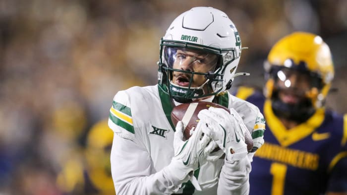 Vikings Show Interest in Freak Athlete WR Who Benched 400 Pounds