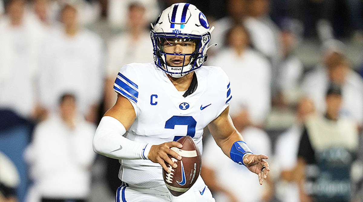 BYU Football Earns College Uniform Of The Year Award 