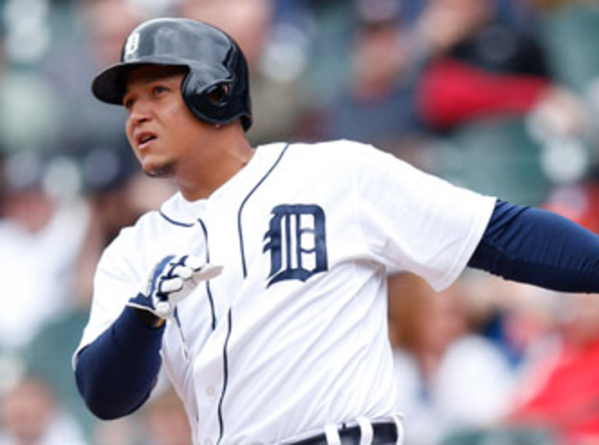 With Andy Dirks gone, Tigers one injury from broken outfield