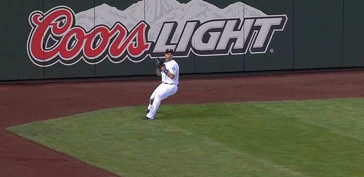 Mariners' Raul Ibanez Makes Worst Outfield Throw in Baseball History