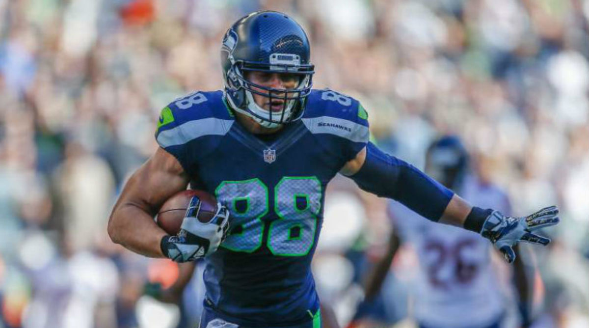 Seahawks acquire Jimmy Graham in trade with Saints