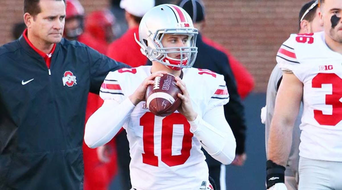 QB Joe Burrow leaving Ohio State, becomes top grad transfer option