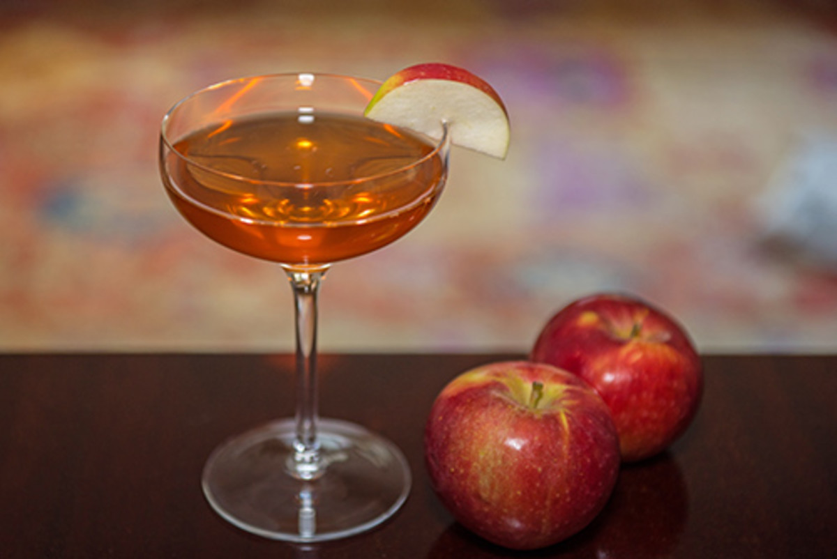 The Apple Clause for Holiday Cocktails