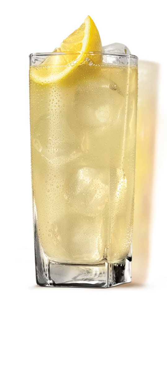 Whiskey Cocktail: Jack Honey & Lemonade