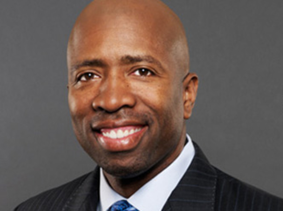 Kenny Smith Talks March Madness, NBA Linsanity and More - Athlon Sports