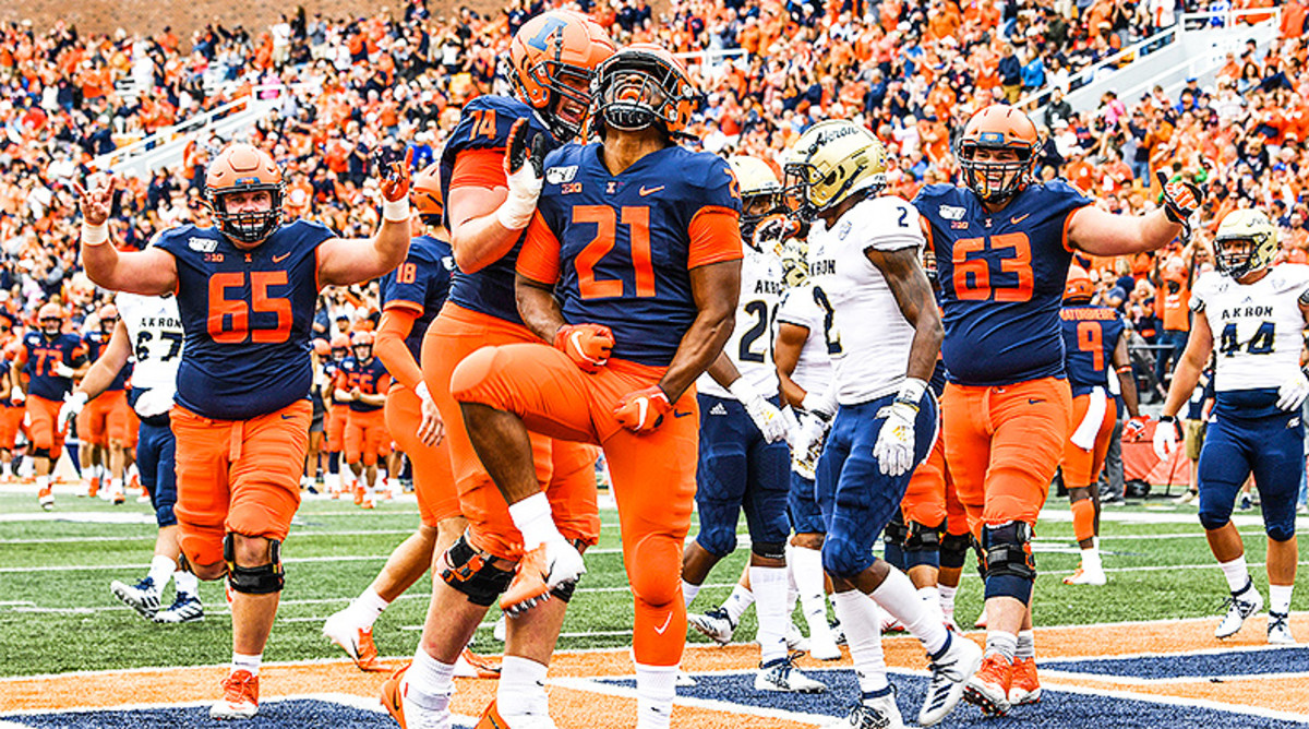 Illinois Football 5 Offensive Fighting Illini Players To Watch In 2020