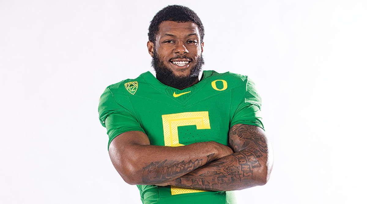 Oregon Football: Ducks Defensive End Kayvon Thibodeaux Can Do Almost  Anything - AthlonSports.com | Expert Predictions, Picks, and Previews