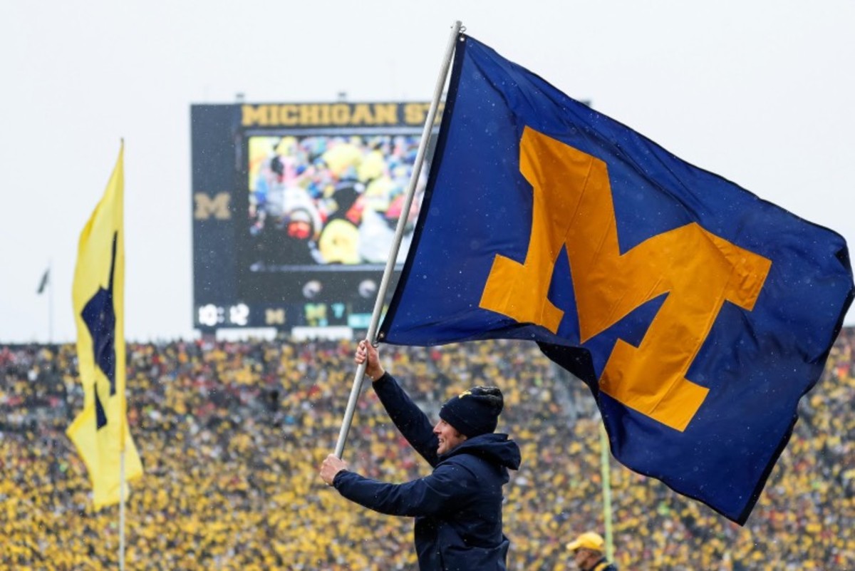 Michigan football flag