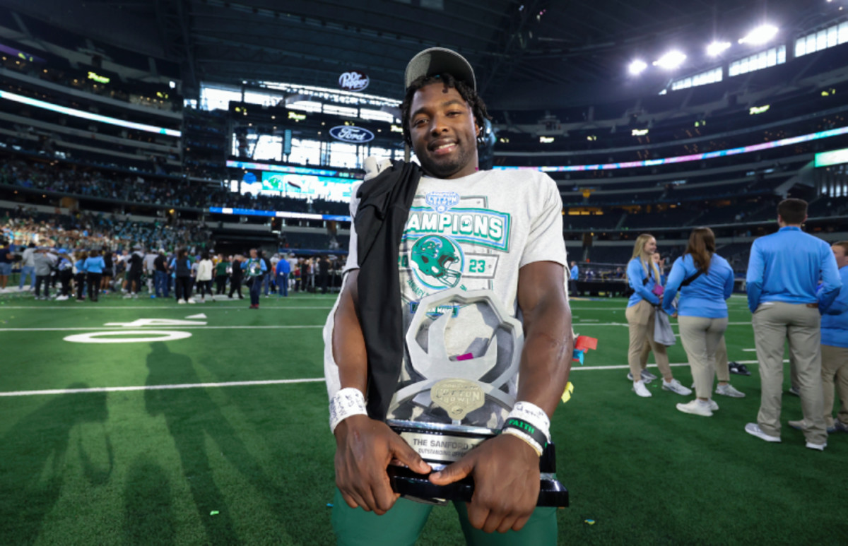 Look Tulane Cotton Bowl Hero Tyjae Spears Announces His NFL Draft Decision Athlon Sports