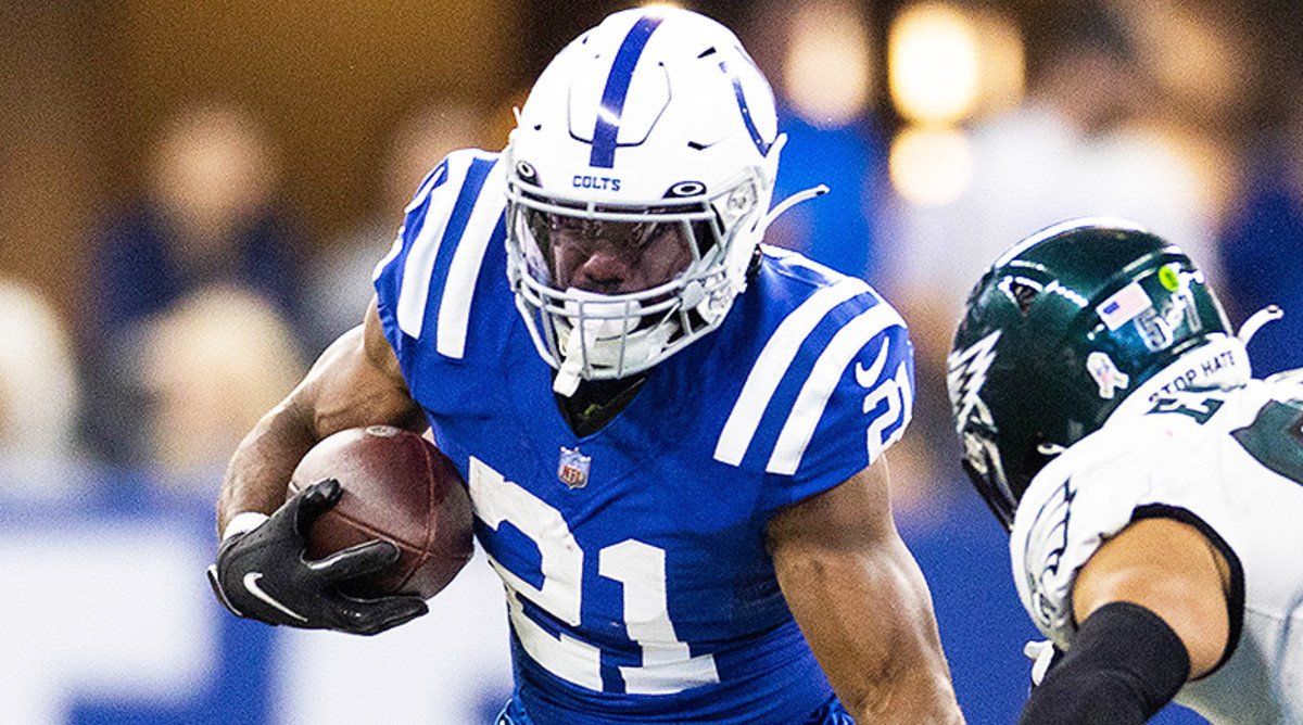 Fantasy Football Week 18 RB Preview: Projections, DFS plays, and more 