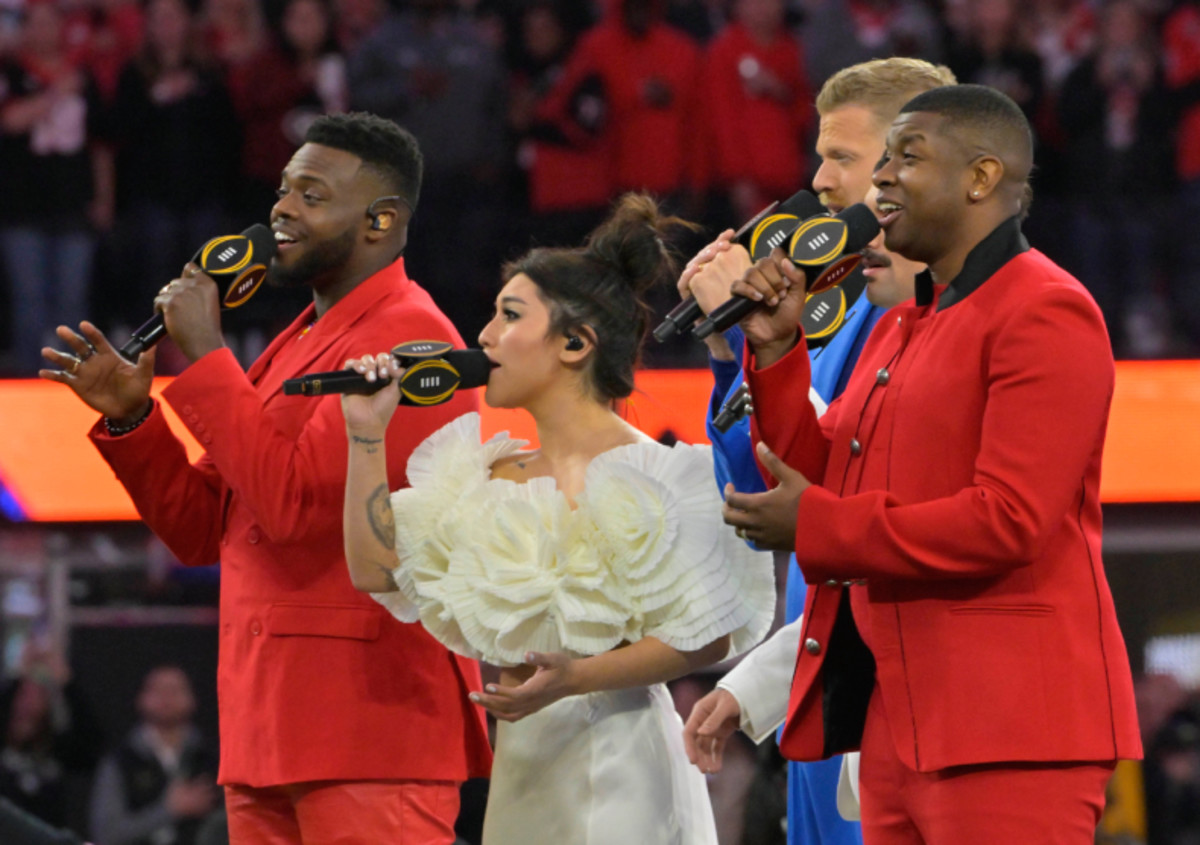 Football World Reacts To Pentatonix's National Anthem Performance