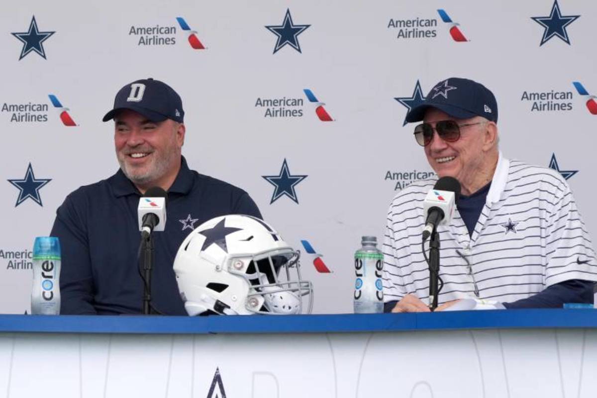 Jerry Jones: Cowboys' Mike McCarthy not coaching for job