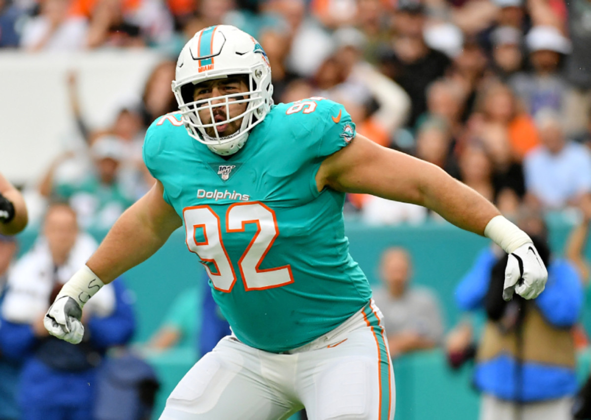 Dolphins' Zach Sieler's wife, Hannah, ecstatic over husband's touchdown,  expects the game ball