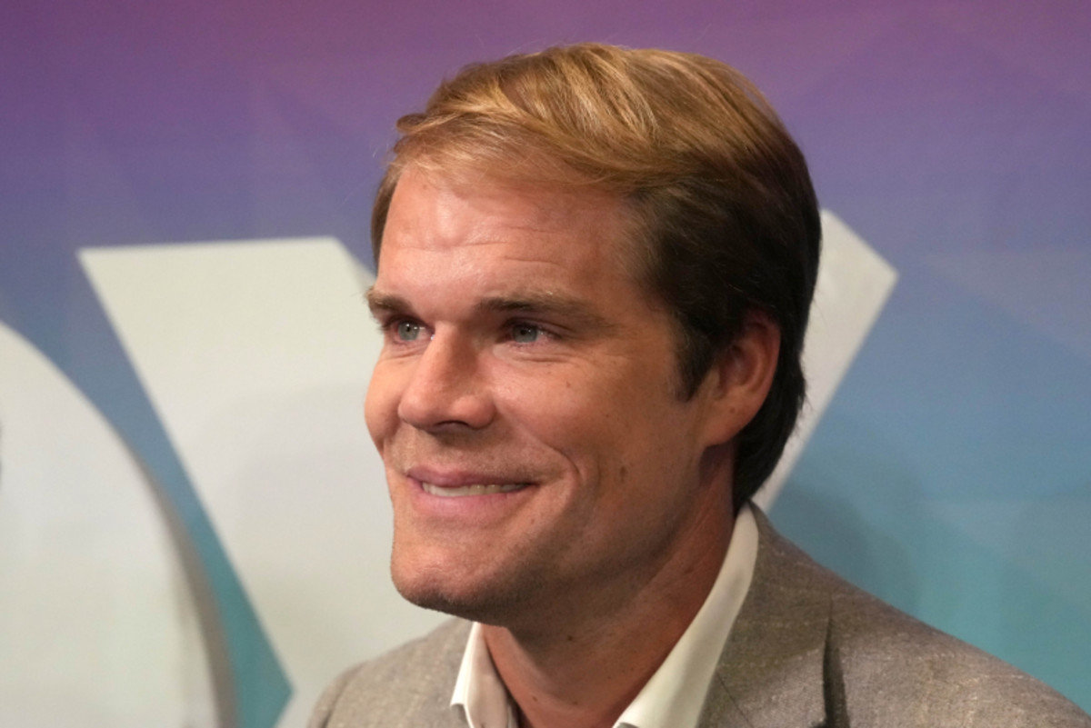 Greg Olsen not 'afraid to compete' with Tom Brady for Fox's No. 1 spot