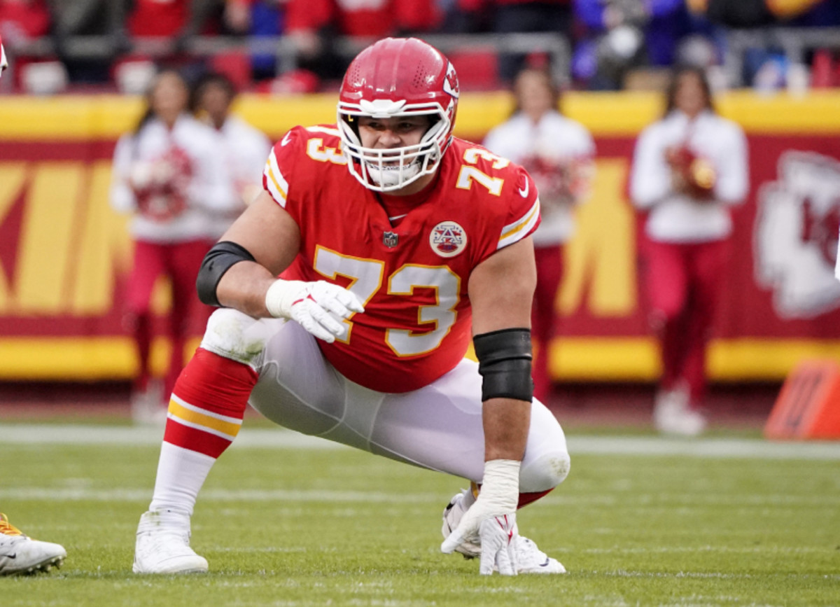 Chiefs OL Nick Allegretti welcomes twins before Super Bowl - ESPN