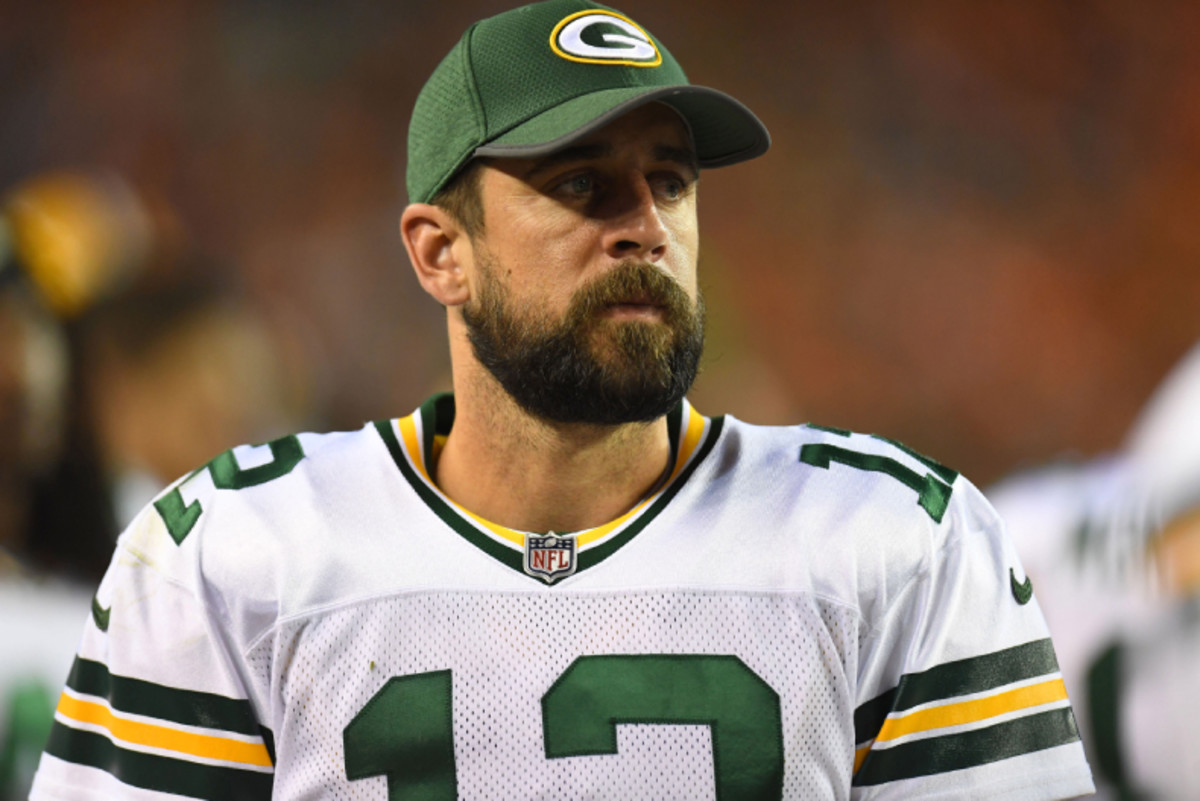 Aaron Rodgers on his decision for next season: 'Stay tuned' - Newsday