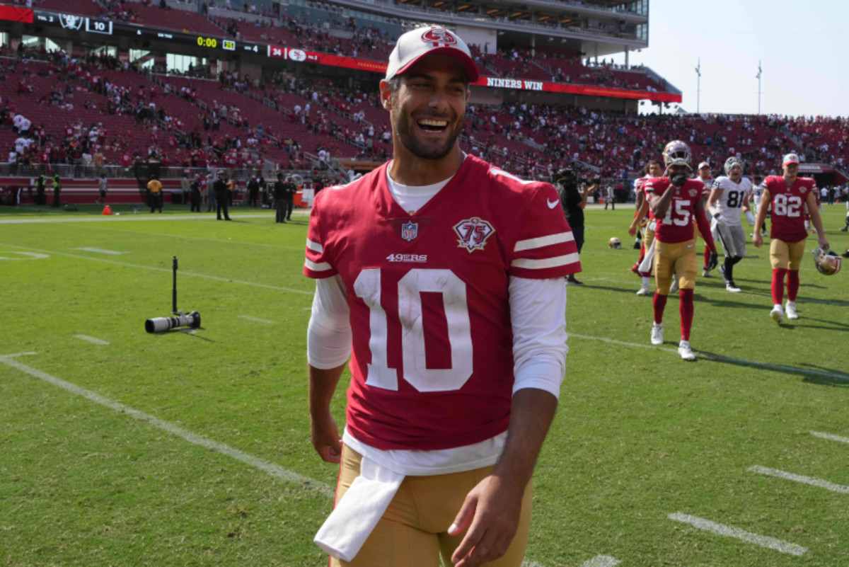 Raiders signing former 49ers quarterback Jimmy Garoppolo to deal