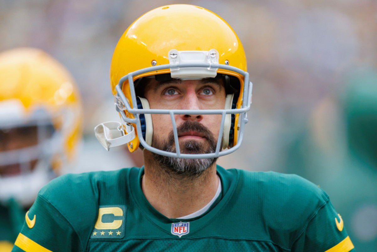 NFL Breaking News: Green Bay Packers Trade Aaron Rodgers to the