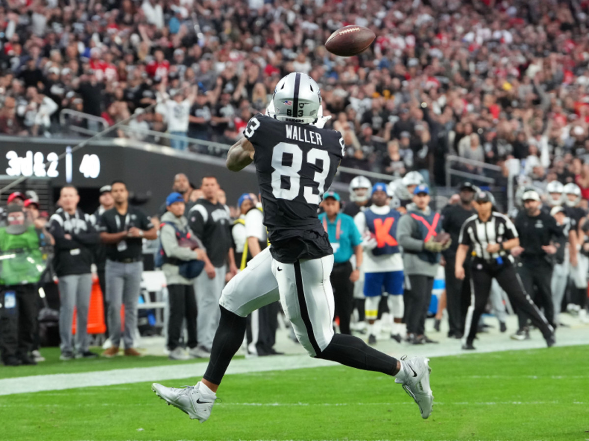 Raiders-Giants Trade: Darren Waller Traded To New York, Per Report ...