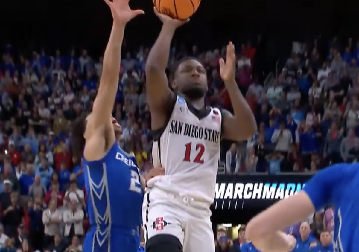 Creighton vs. SDSU Wild Reactions To Late Foul Call in Elite Eight