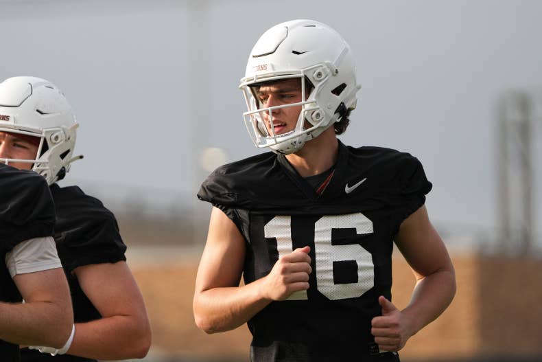 Arch Manning NIL Texas QB Is College Football s Top Potential Earner 