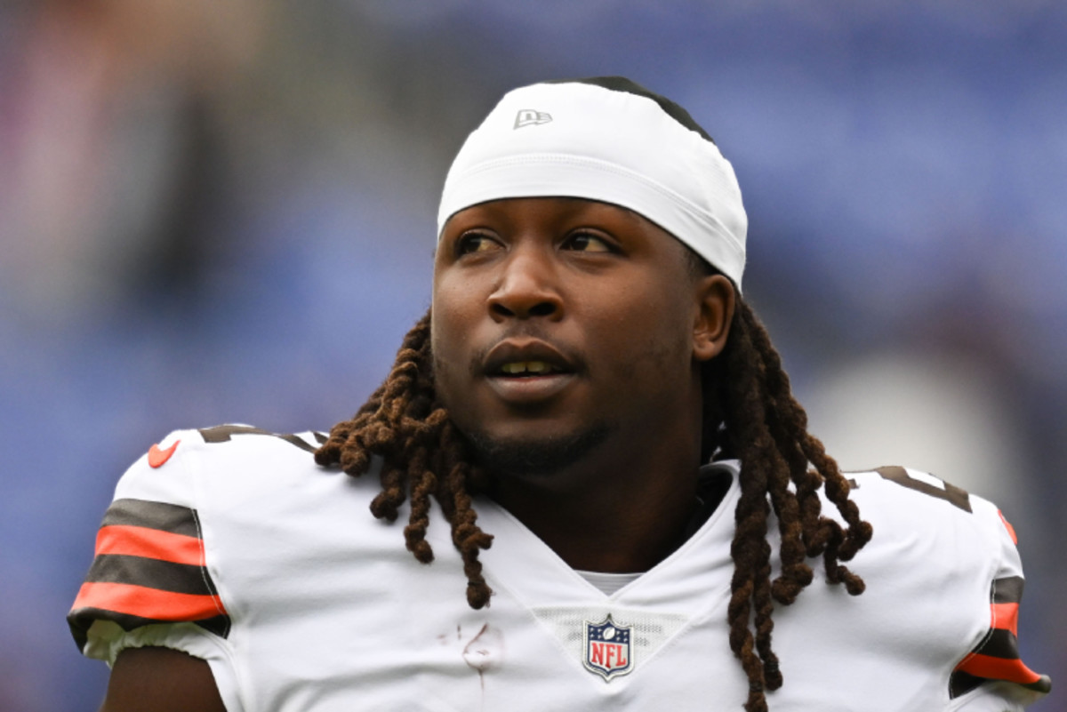 Jerome Ford will take over for Nick Chubb as Browns' No. 1 back; Kareem  Hunt reportedly visiting