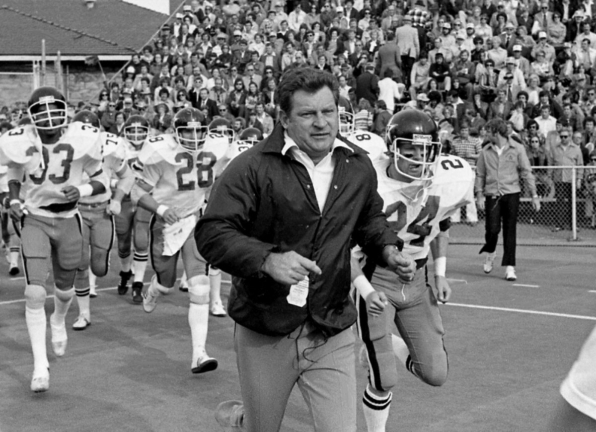 Former Memphis, Tennessee Coach Fred Pancoast Dead At 90   | Expert Predictions, Picks, and Previews