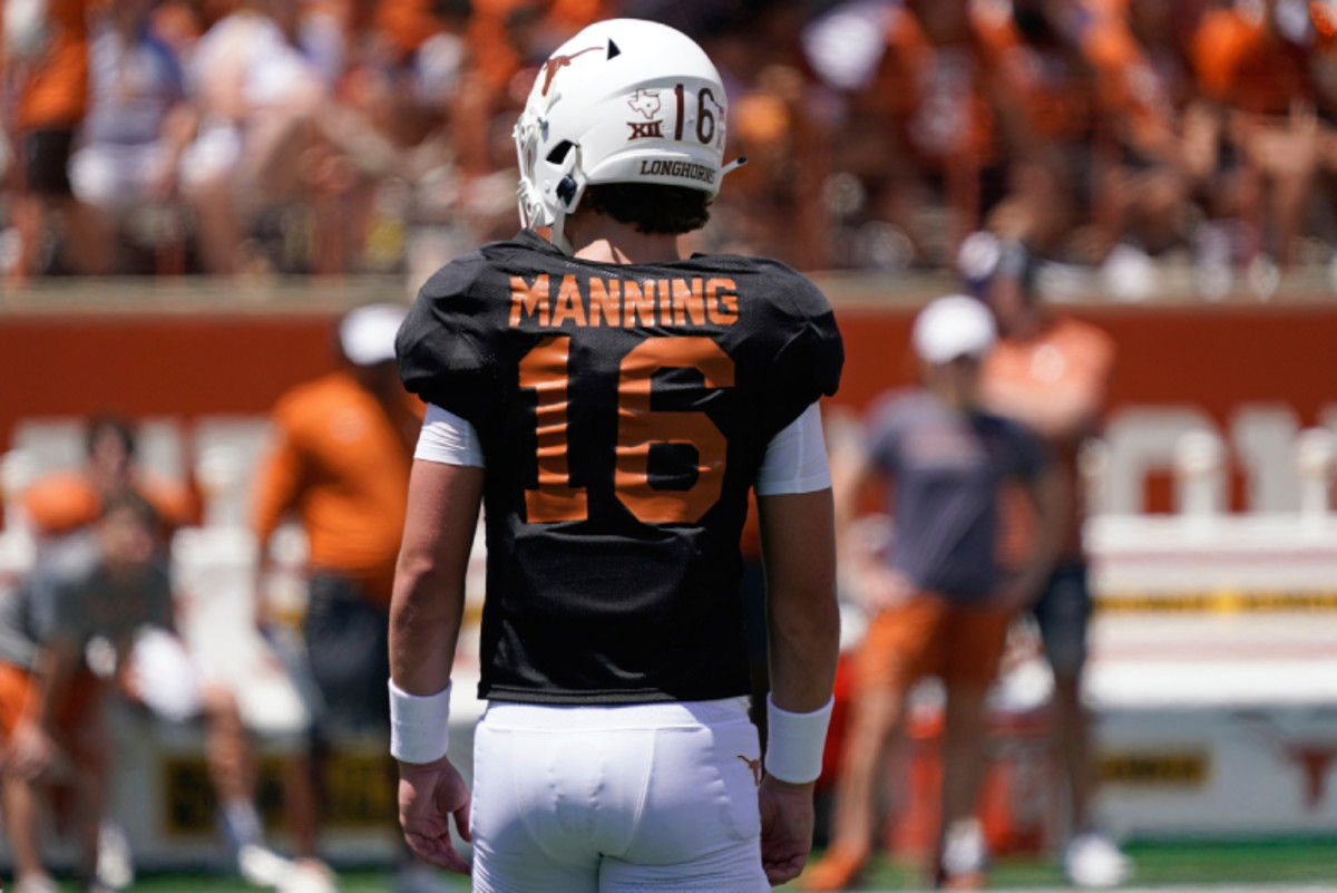 Texas Football News: Arch Manning's First Pass As A Longhorn Is Going Viral  - Athlon Sports | News, Expert Predictions, and Betting Previews