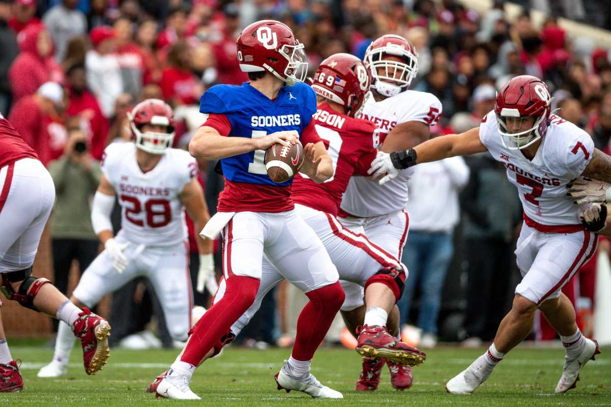 Brent Venables Is Confident That Jackson Arnold Is Capable Of Managing ...